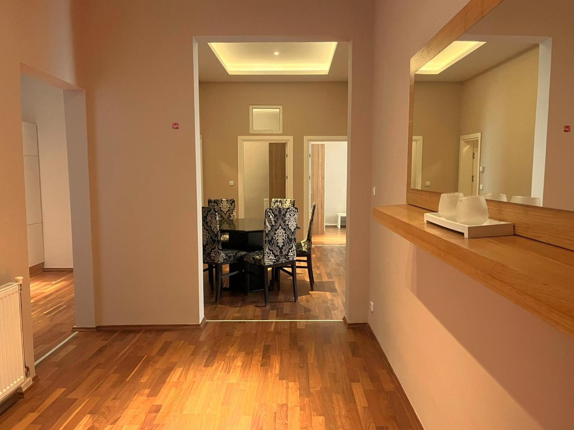 Aurellia Serviced Apartments *