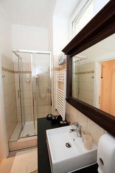 Aurellia Serviced Apartments